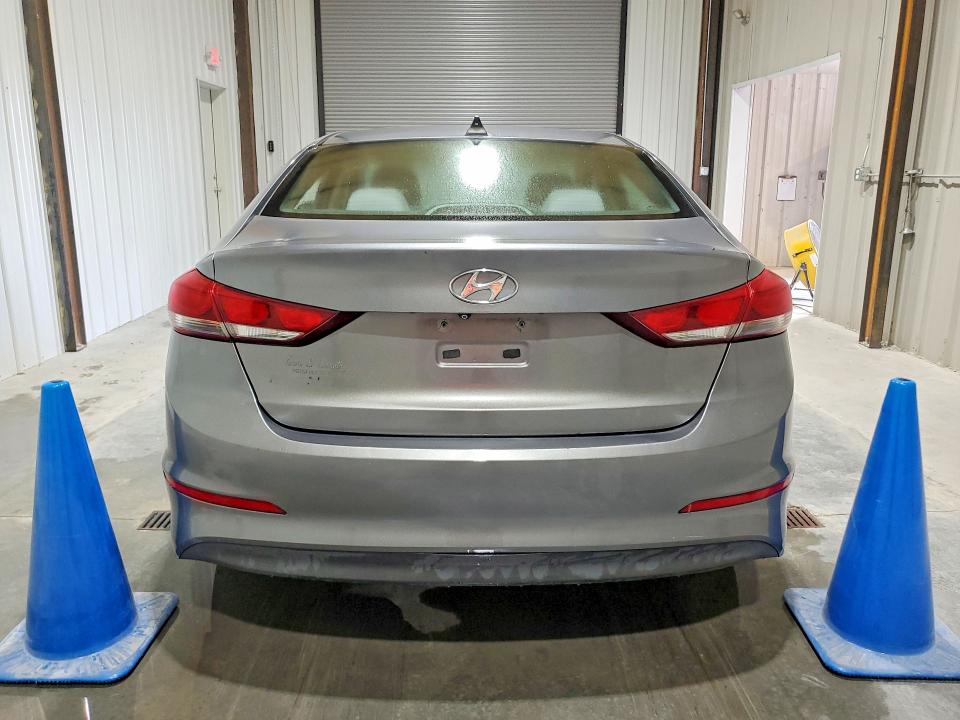 2018 Hyundai Elantra მანქანა იყიდება აუქციონზე, vin: 5NPD84LF1JH255715, აუქციონის ნომერი: 65562056