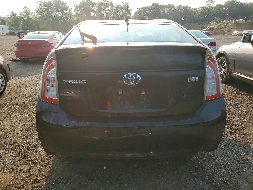 2015 Toyota Prius მანქანა იყიდება აუქციონზე, vin: JTDKN3DU9F1902092, აუქციონის ნომერი: 64728906