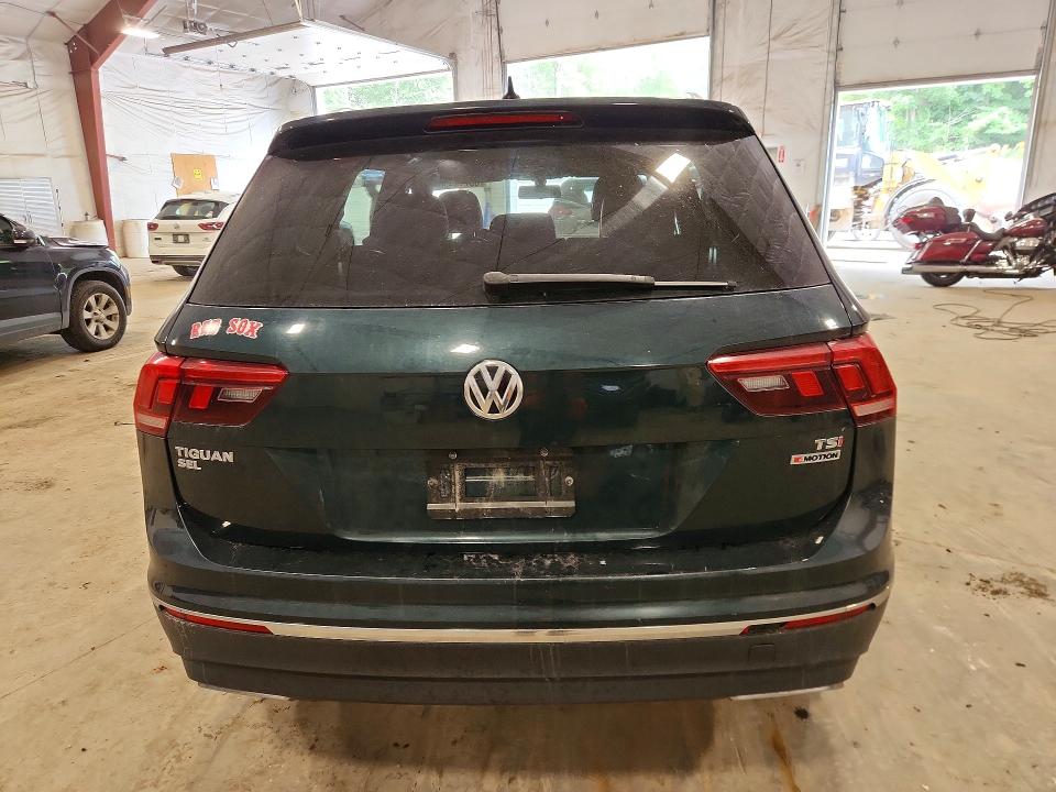 2018 Volkswagen Tiguan მანქანა იყიდება აუქციონზე, vin: 3VV2B7AX8JM192923, აუქციონის ნომერი: 65714456