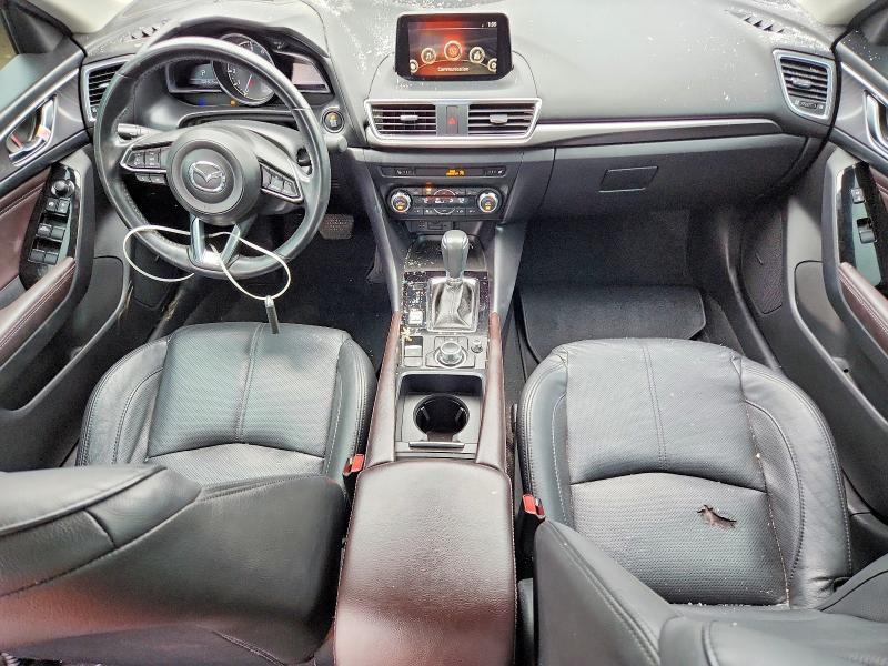 63994116 :رقم المزاد ، 3MZBN1W32HM136055 vin ، 2017 Mazda 3 مزاد بيع