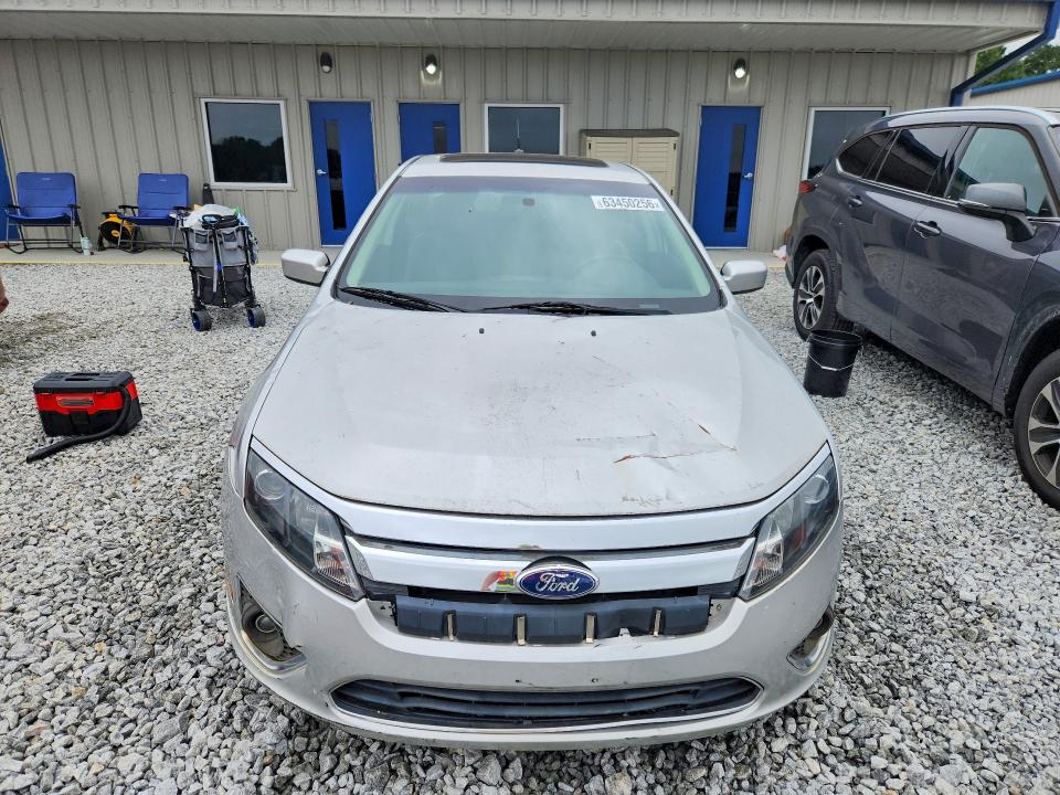 63450256 :رقم المزاد ، 3FAHP0JA2BR146544 vin ، 2011 Ford Fusion مزاد بيع