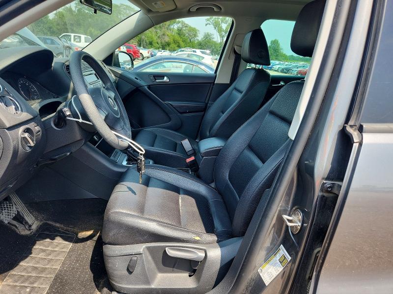 63905136 :رقم المزاد ، WVGAV7AX1CW004999 vin ، 2012 Volkswagen Tiguan مزاد بيع