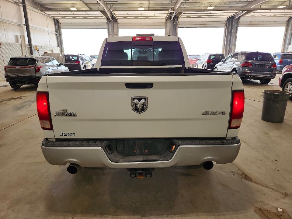 62713726 :رقم المزاد ، 1D7RV1GT8BS532138 vin ، 2011 Dodge Ram 1500 مزاد بيع