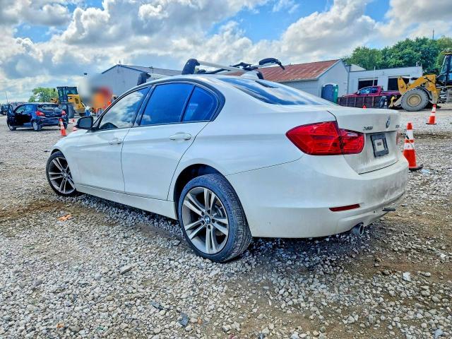 63293776 :رقم المزاد ، WBA3D5C56EKX97918 vin ، 2014 Bmw 328 مزاد بيع