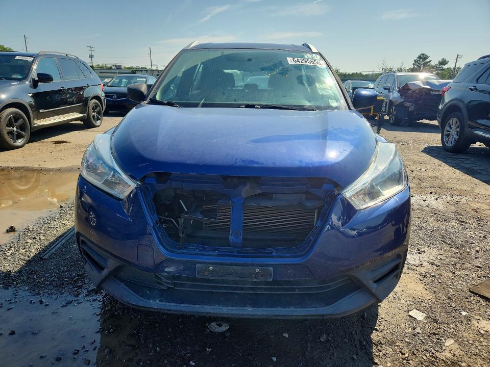 2018 Nissan Kicks მანქანა იყიდება აუქციონზე, vin: 3N1CP5CU4JL521380, აუქციონის ნომერი: 64295556