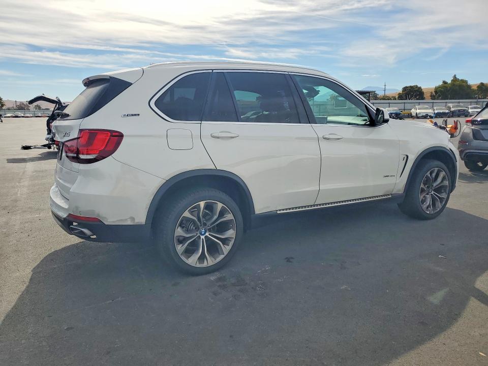 65580216 :رقم المزاد ، 5UXKT0C58J0V99995 vin ، 2018 Bmw X5 مزاد بيع