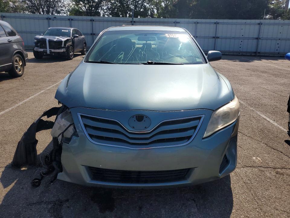 67092056 :رقم المزاد ، 4T4BF3EKXAR057093 vin ، 2010 Toyota Camry مزاد بيع