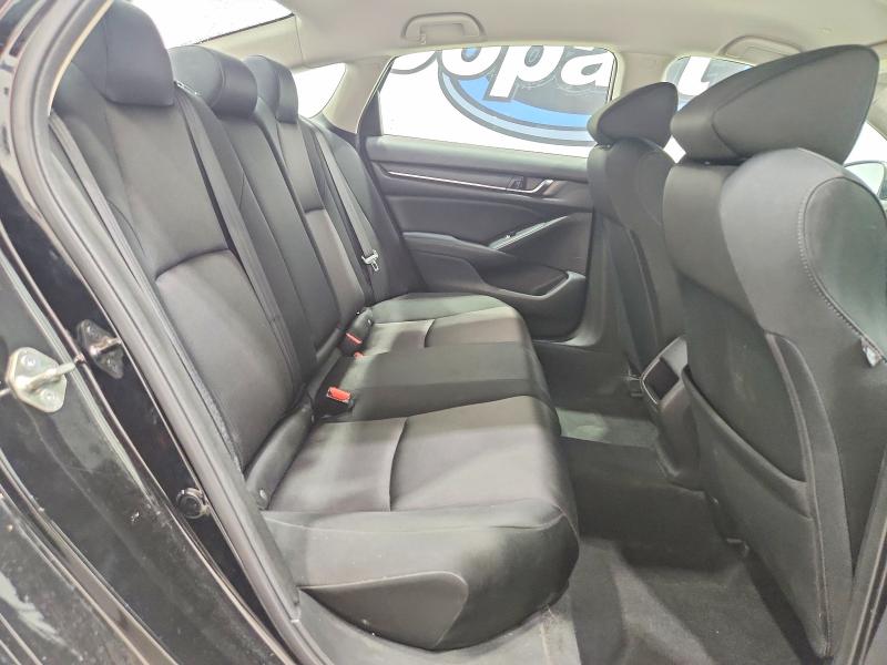 2018 Honda Accord მანქანა იყიდება აუქციონზე, vin: 1HGCV1F10JA221003, აუქციონის ნომერი: 67125446
