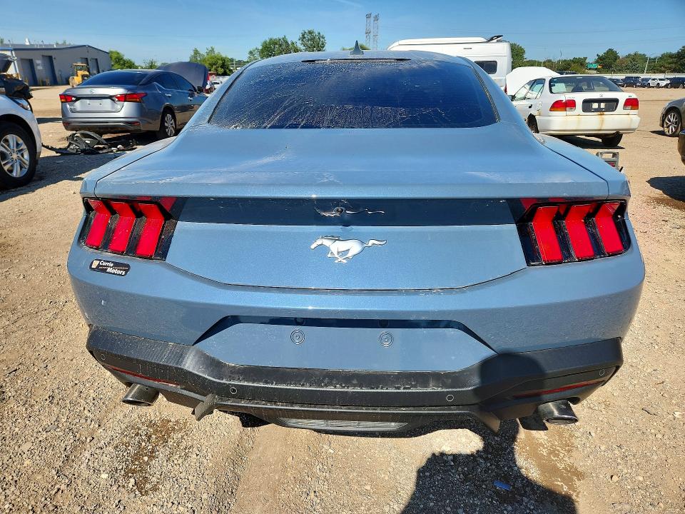 2025 Ford Mustang მანქანა იყიდება აუქციონზე, vin: 1FA6P8TH8S5131887, აუქციონის ნომერი: 65766116