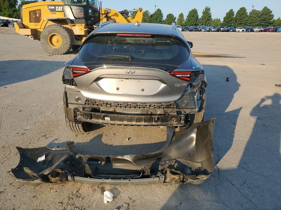 64196496 :رقم المزاد ، SJKCH5CR9HA027455 vin ، 2017 Infiniti Qx30 مزاد بيع