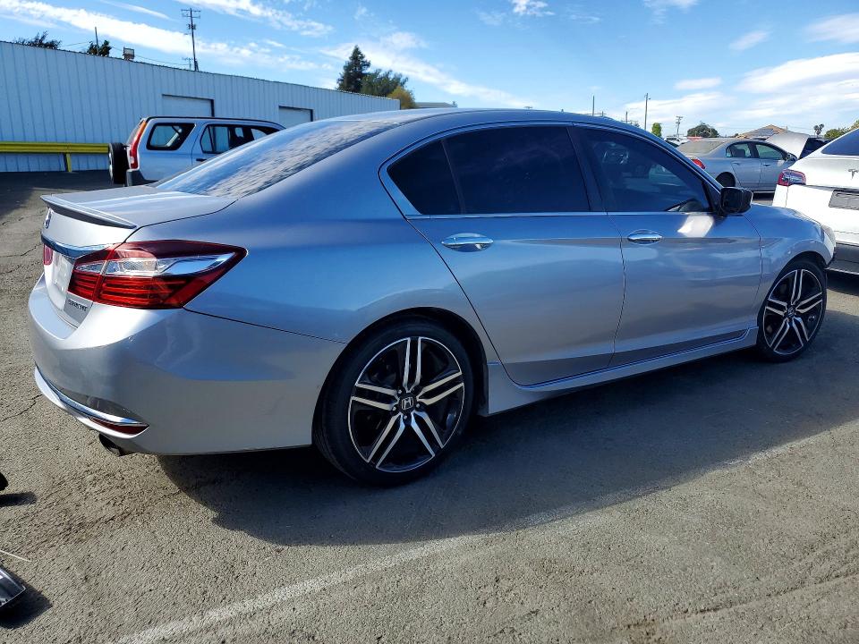 Продаж на аукціоні авто 2016 Honda Accord, vin: 1HGCR2F50GA156188, номер лоту: 65900026