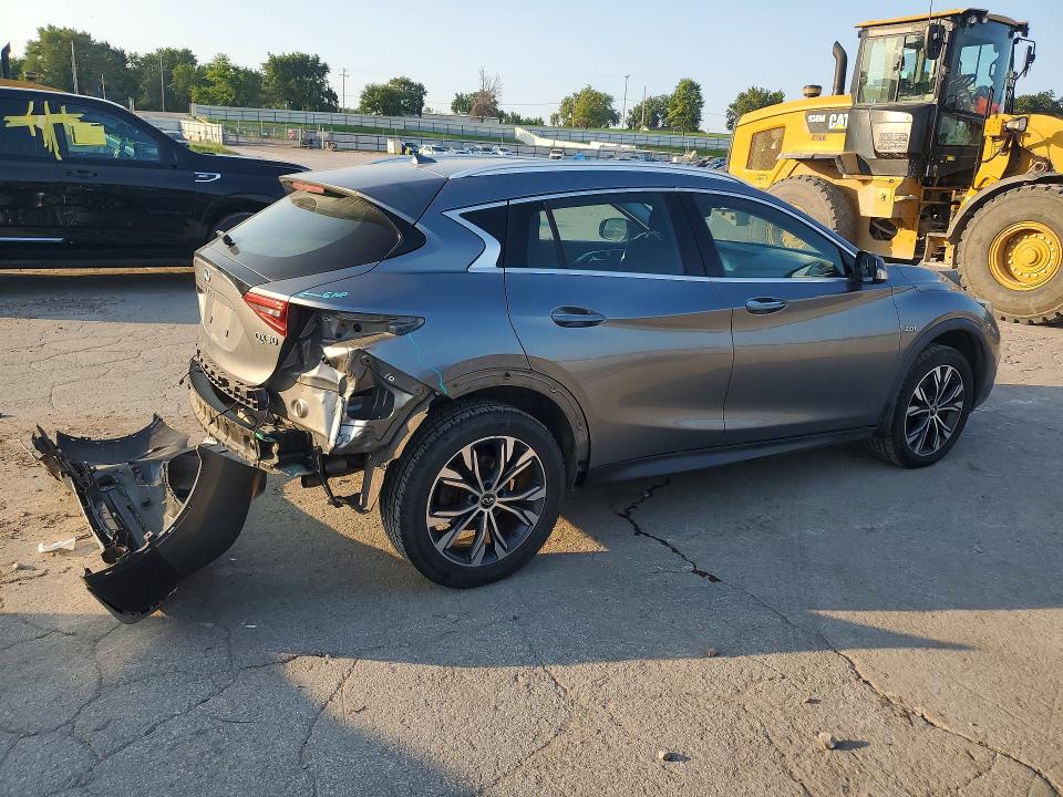 64196496 :رقم المزاد ، SJKCH5CR9HA027455 vin ، 2017 Infiniti Qx30 مزاد بيع