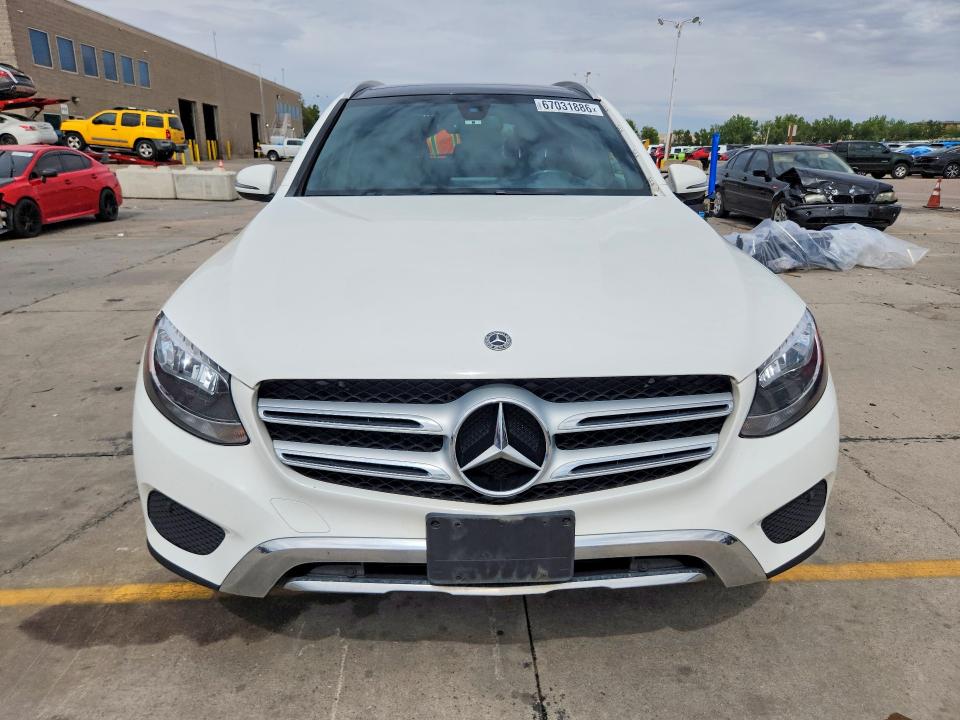 67031886 :رقم المزاد ، WDC0G4KB2JV023456 vin ، 2018 Mercedes-benz Glc مزاد بيع