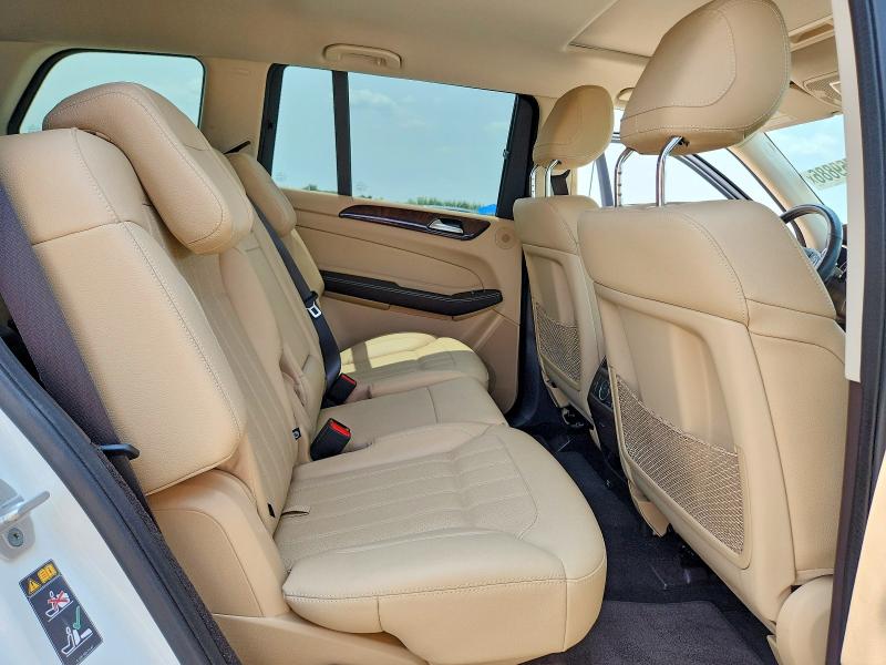 63769886 :رقم المزاد ، 4JGDF6EE0HA819681 vin ، 2017 Mercedes-benz Gls مزاد بيع