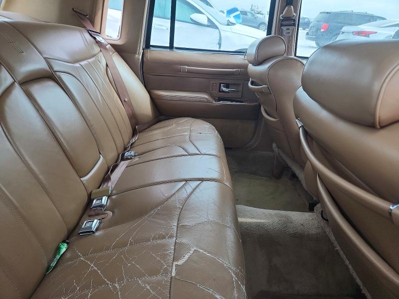1994 Lincoln Town Car მანქანა იყიდება აუქციონზე, vin: 1LNLM82W3RY647410, აუქციონის ნომერი: 65413366