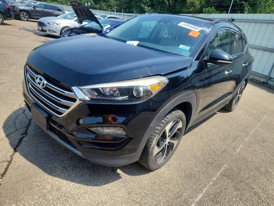 64946866 :رقم المزاد ، KM8J33A23GU129541 vin ، 2016 Hyundai Tucson مزاد بيع