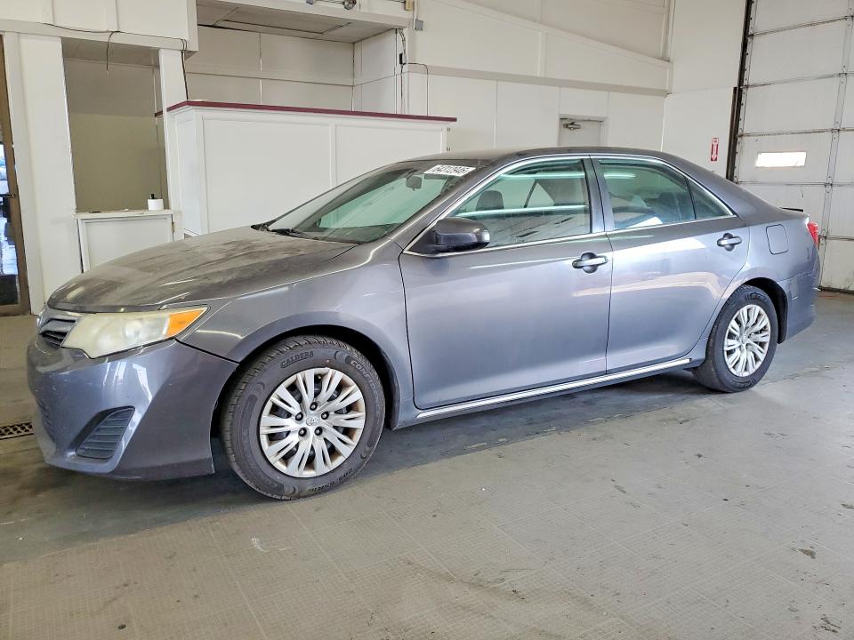 2014 Toyota Camry მანქანა იყიდება აუქციონზე, vin: 4T4BF1FK3ER349340, აუქციონის ნომერი: 64312946