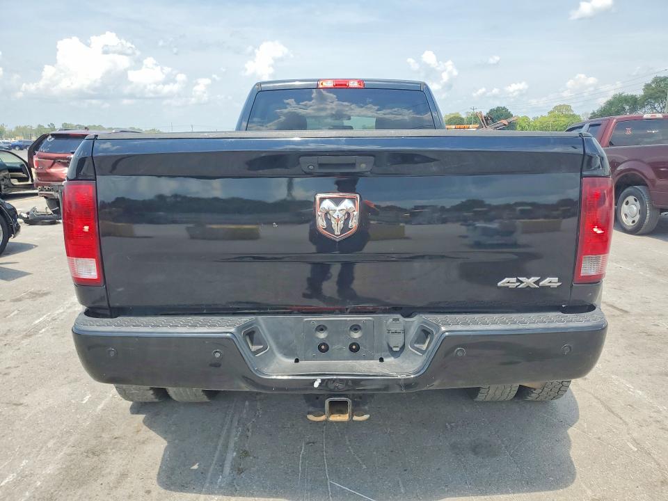 65155846 :رقم المزاد ، 3C63RRGL5JG238955 vin ، 2018 Ram 3500 مزاد بيع