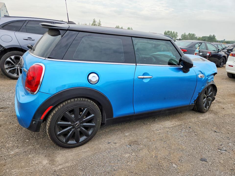 2015 Mini Cooper მანქანა იყიდება აუქციონზე, vin: WMWXP7C59F2A39239, აუქციონის ნომერი: 62720666