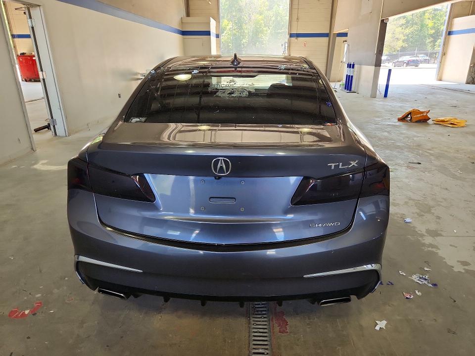 Продаж на аукціоні авто 2018 Acura Tlx, vin: 19UUB3F56JA005426, номер лоту: 67251116