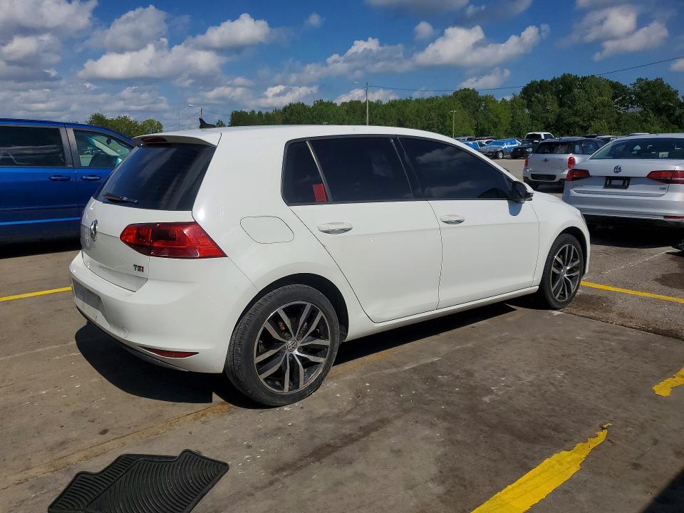 65442666 :رقم المزاد ، 3VW217AU4FM044778 vin ، 2015 Volkswagen Golf مزاد بيع
