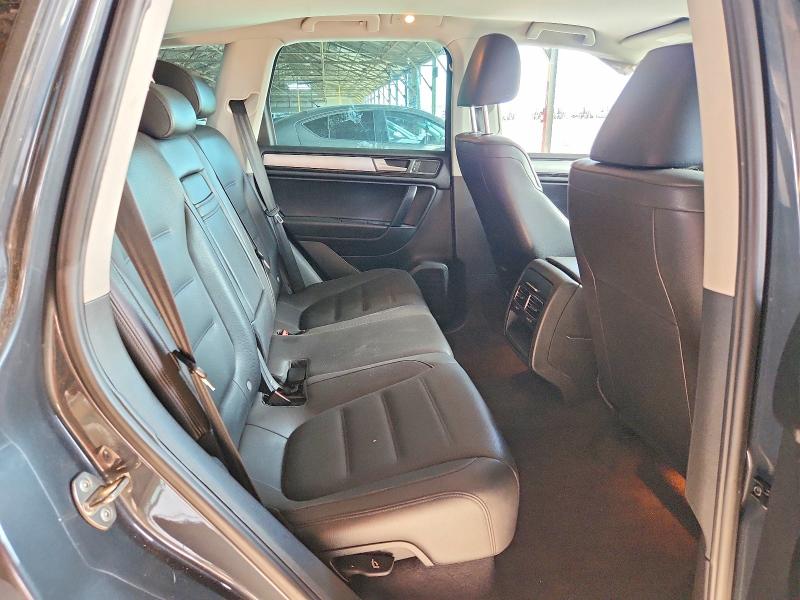 63333496 :رقم المزاد ، WVGFK9BP8CD000100 vin ، 2012 Volkswagen Touareg مزاد بيع