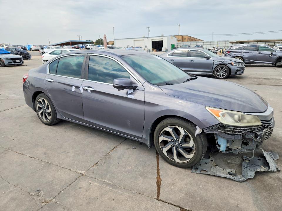 Продаж на аукціоні авто 2017 Honda Accord, vin: 1HGCR2F80HA055194, номер лоту: 66471976