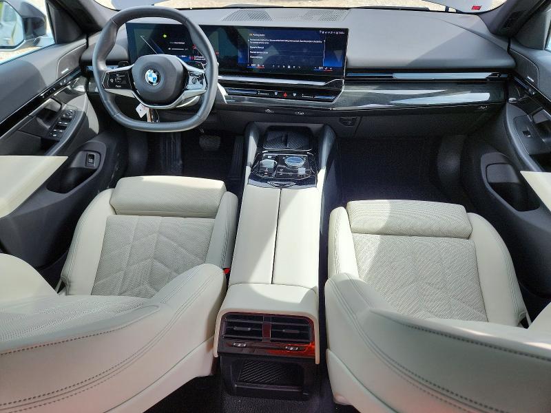 63601026 :رقم المزاد ، WBA43FJ04RCS78094 vin ، 2024 Bmw 530 مزاد بيع