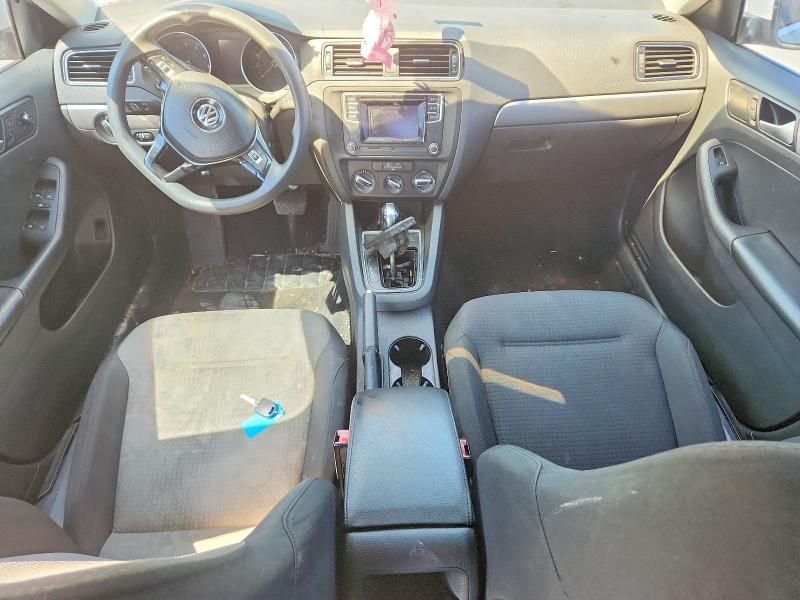 60672826 :رقم المزاد ، 3VW2B7AJ7HM290312 vin ، 2017 Volkswagen Jetta مزاد بيع