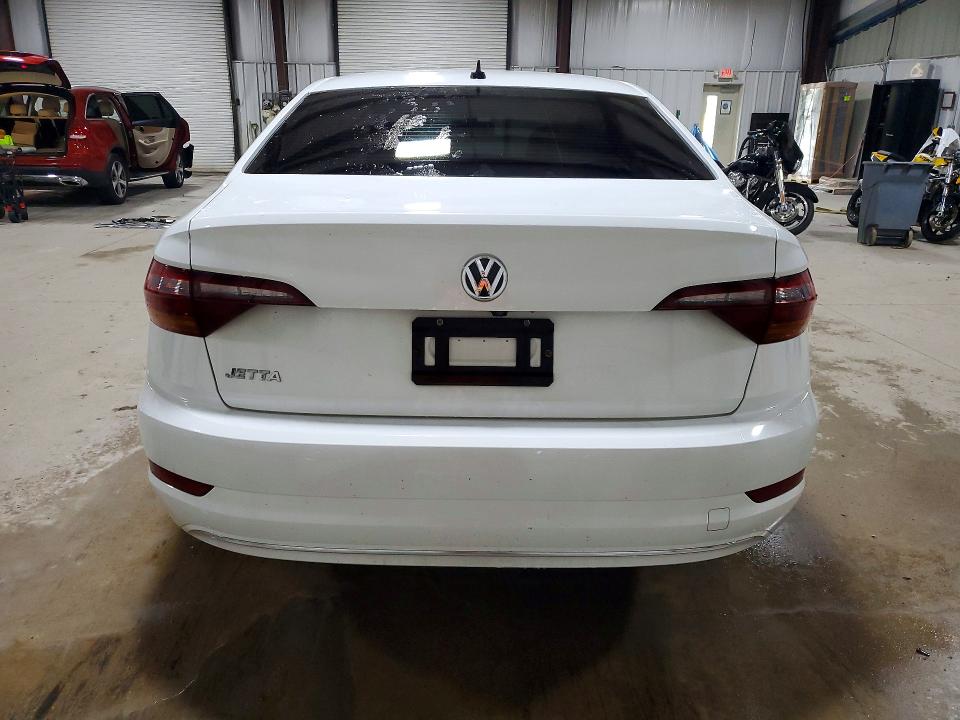 Продажа на аукционе авто 2019 Volkswagen Jetta, vin: 3VWC57BUXKM045760, номер лота: 65673906