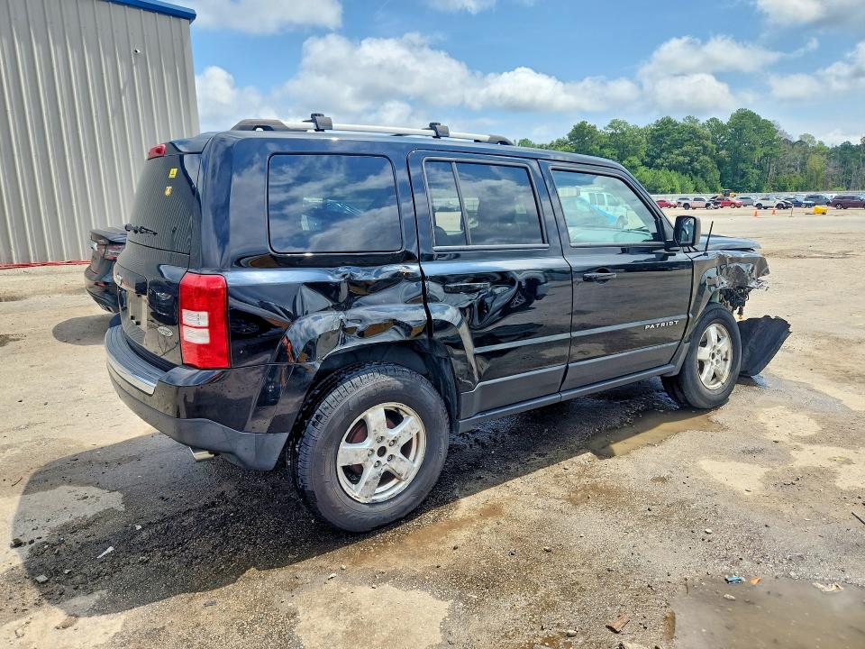 63536816 :رقم المزاد ، 1C4NJPFA0HD133020 vin ، 2017 Jeep Patriot مزاد بيع