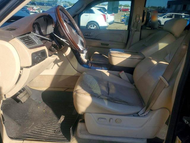 Продажа на аукционе авто 2008 Cadillac Escalade, vin: 1GYFK66868R252714, номер лота: 66908696