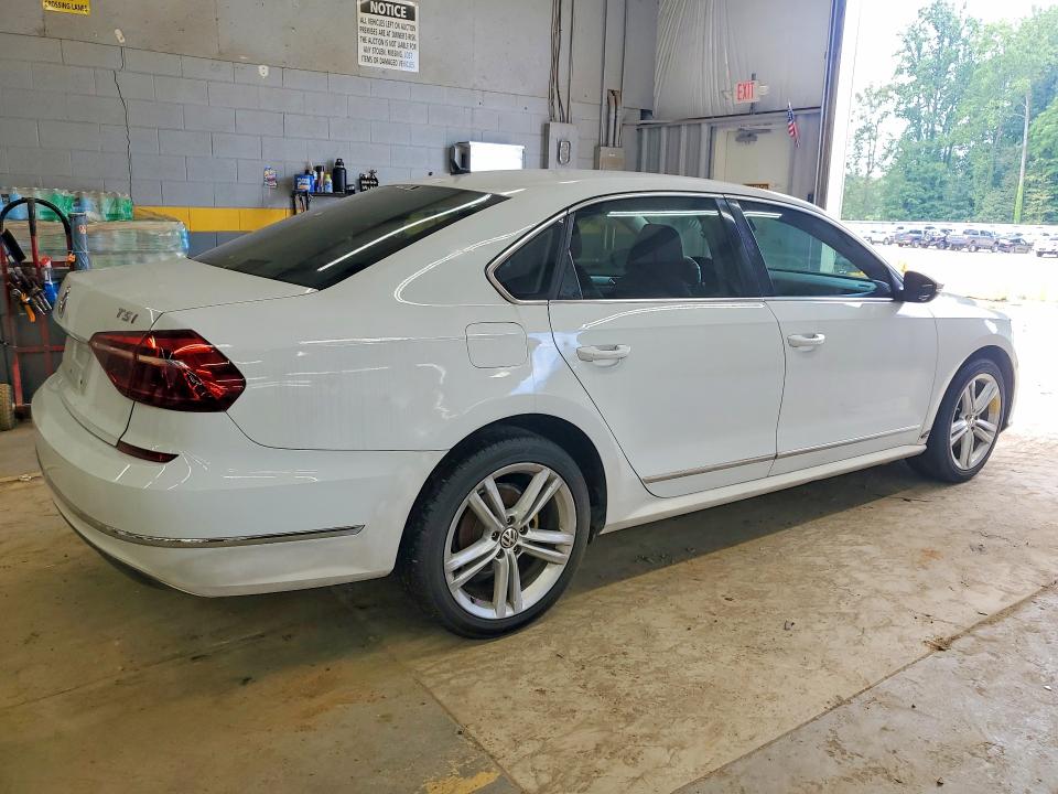 Aukcja sprzedaży 2017 Volkswagen Passat, vin: 1VWAT7A39HC043868, numer aukcji: 64417056