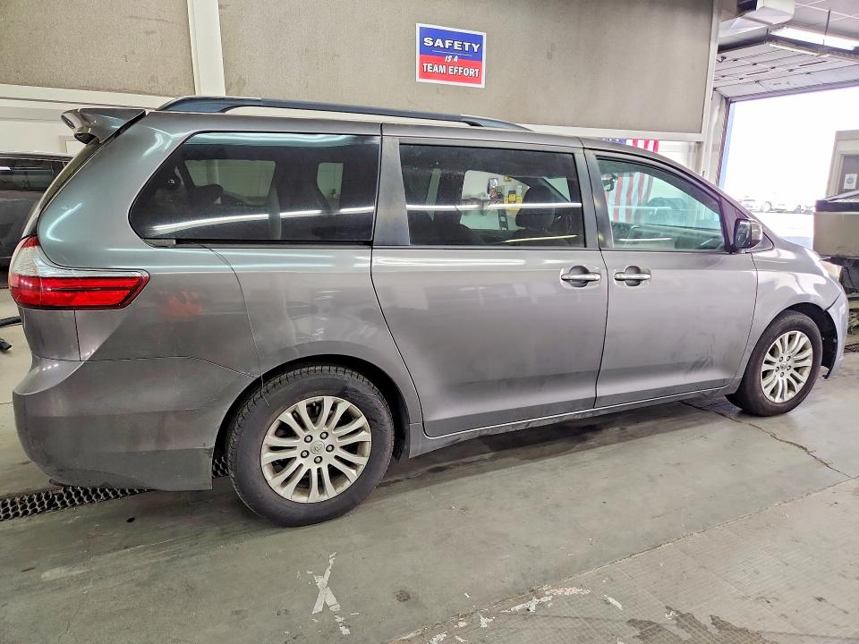 Продаж на аукціоні авто 2016 Toyota Sienna, vin: 5TDYK3DCXGS692830, номер лоту: 63744686