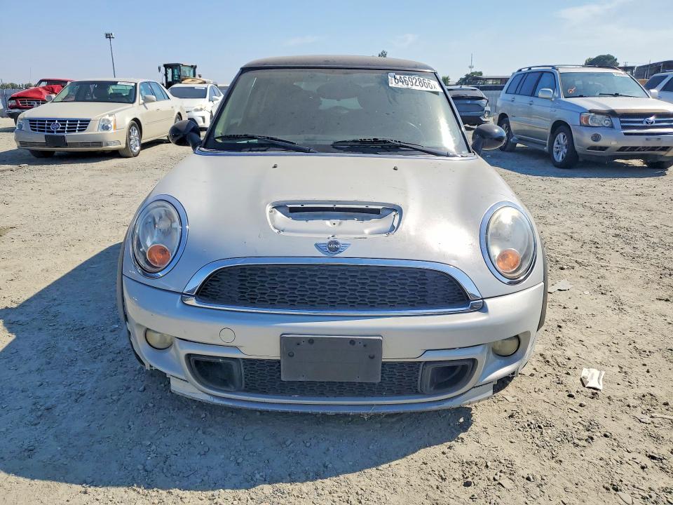 Продаж на аукціоні авто 2011 Mini Cooper, vin: WMWSV3C58BTY15306, номер лоту: 64692866