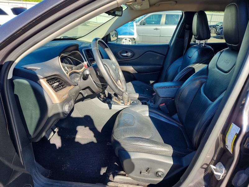 65310326 :رقم المزاد ، 1C4PJMCB3HW575802 vin ، 2017 Jeep Cherokee مزاد بيع