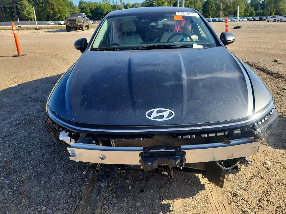2025 Hyundai Sonata მანქანა იყიდება აუქციონზე, vin: KMHL64JA7SA485787, აუქციონის ნომერი: 64229436