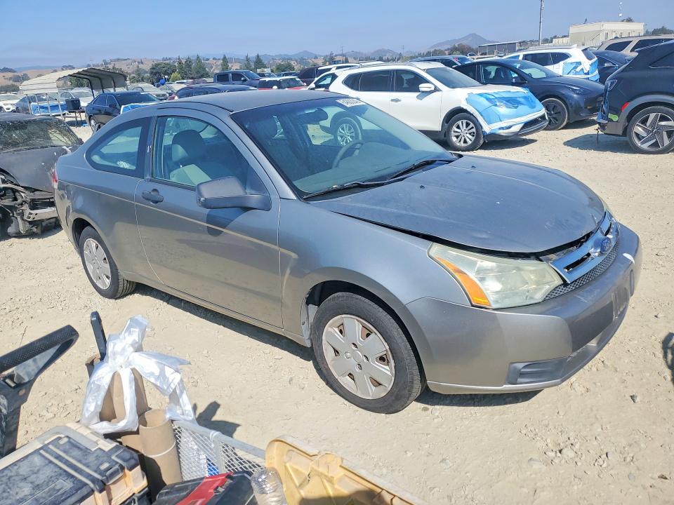 64802246 :رقم المزاد ، 1FAHP32N18W216804 vin ، 2008 Ford Focus مزاد بيع