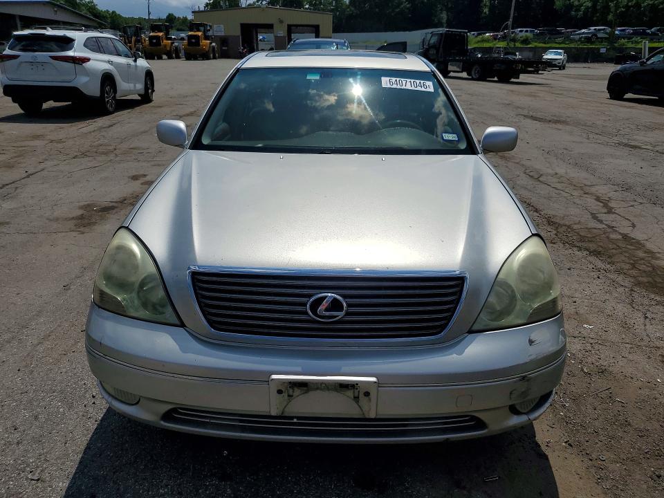 64071046 :رقم المزاد ، JTHBN30F620083614 vin ، 2002 Lexus Ls مزاد بيع