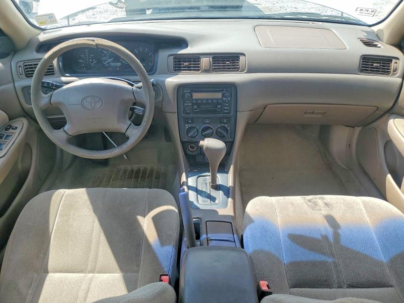 66961026 :رقم المزاد ، 4T1BG22K51U832387 vin ، 2001 Toyota Camry مزاد بيع