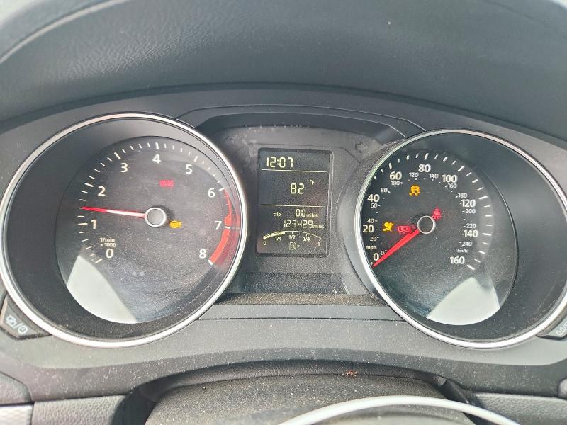 Продажа на аукционе авто 2018 Volkswagen Jetta, vin: 3VW167AJ7JM243898, номер лота: 63690496