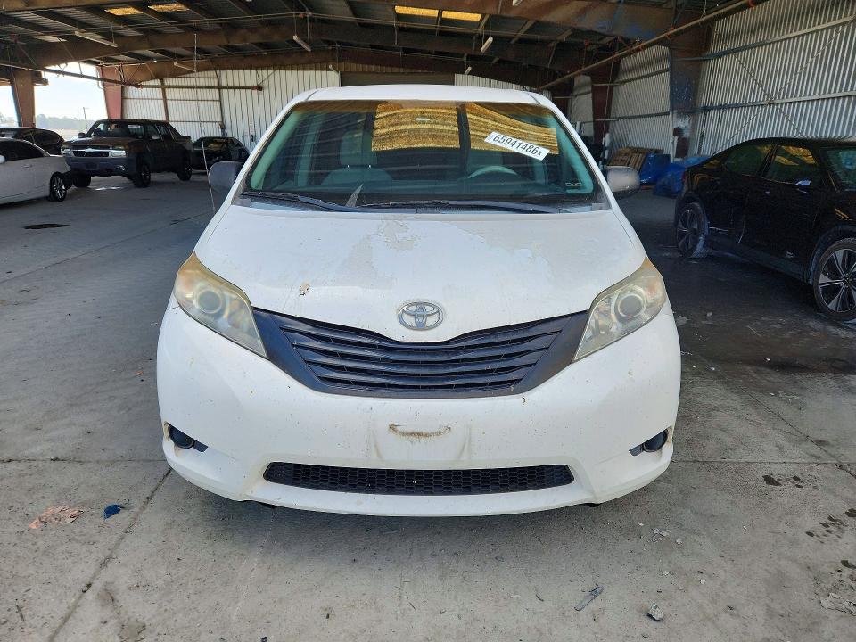 Aukcja sprzedaży 2012 Toyota Sienna, vin: 5TDKA3DC1CS015877, numer aukcji: 65941486