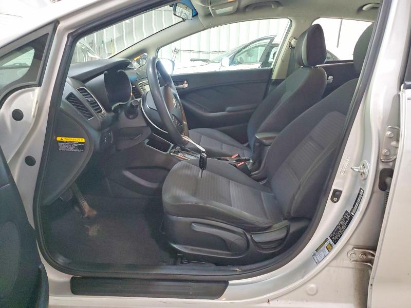 66340186 :رقم المزاد ، 3KPFL4A7XHE063839 vin ، 2017 Kia Forte مزاد بيع