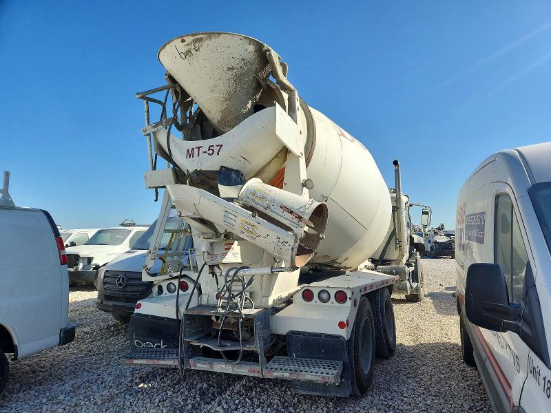 63713636 :رقم المزاد ، 1M2GR2GC7SM047145 vin ، 2025 Mack Unknown مزاد بيع