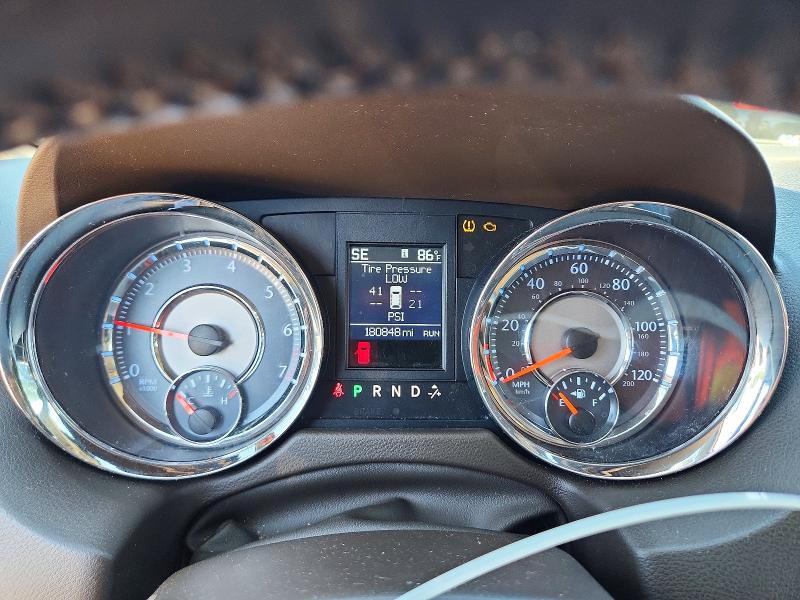 63452516 :رقم المزاد ، 2A4RR8DG9BR799170 vin ، 2011 Chrysler Town & Country مزاد بيع