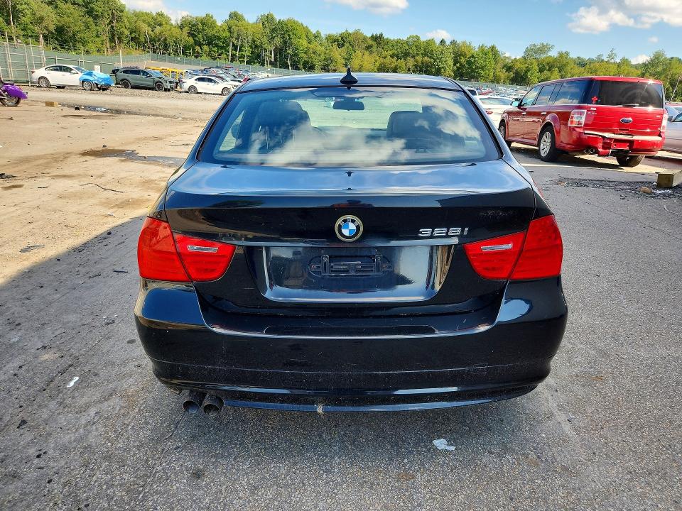 66486186 :رقم المزاد ، WBAPK7C53AA459945 vin ، 2010 Bmw 328 مزاد بيع