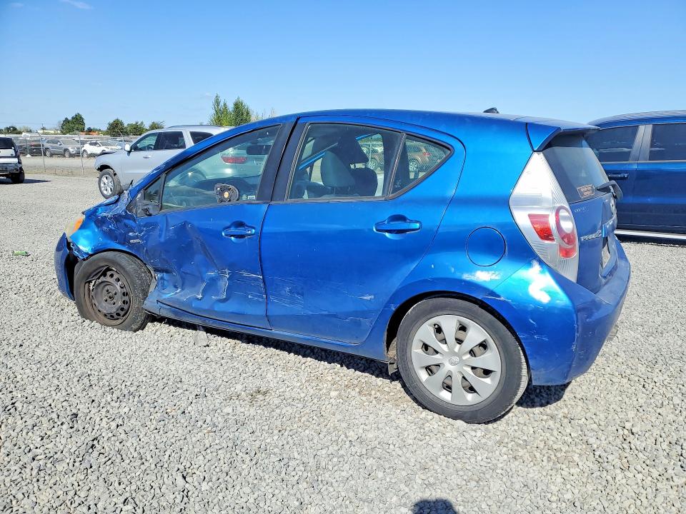 Продаж на аукціоні авто 2013 Toyota Prius C, vin: JTDKDTB31D1546411, номер лоту: 64771806