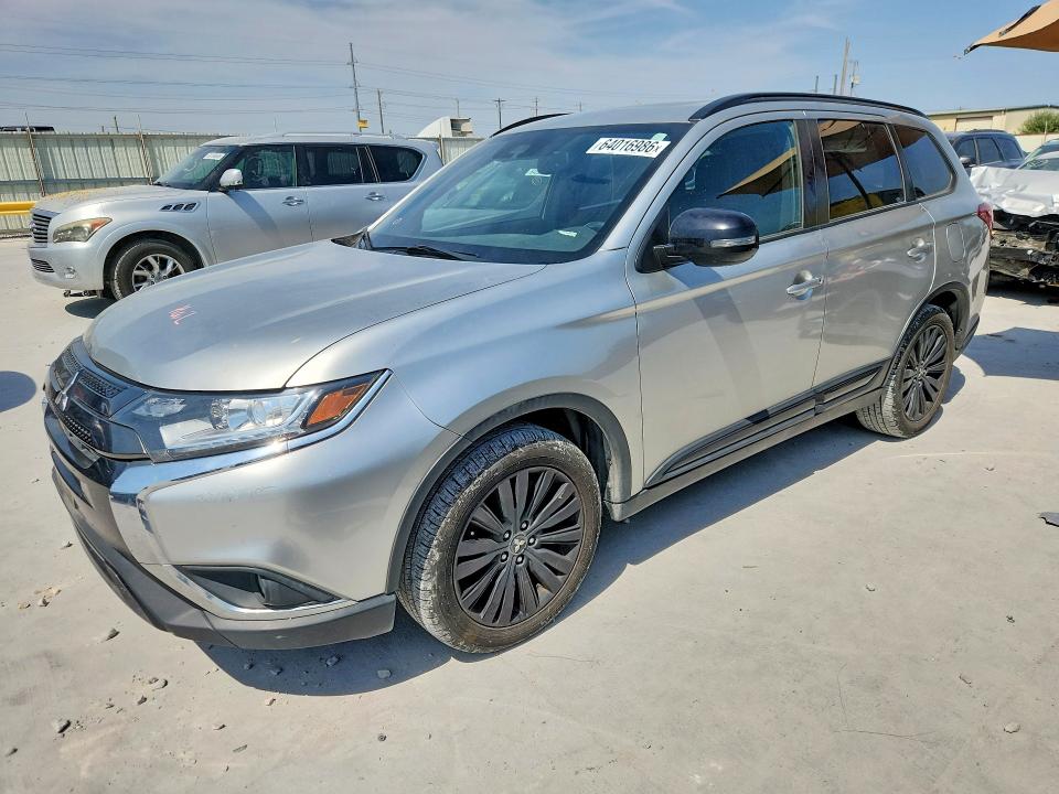 Продажа на аукционе авто 2020 Mitsubishi Outlander, vin: JA4AD3A34LZ030342, номер лота: 64016986