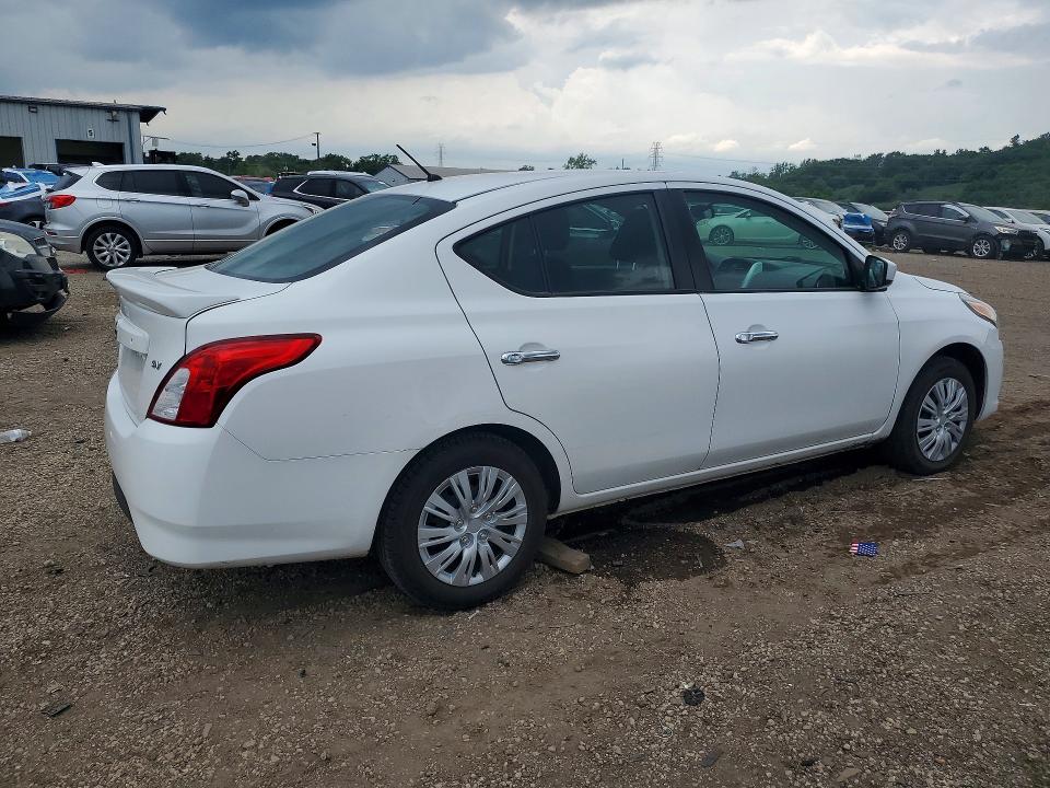 63824106 :رقم المزاد ، 3N1CN7AP0KL850609 vin ، 2019 Nissan Versa مزاد بيع