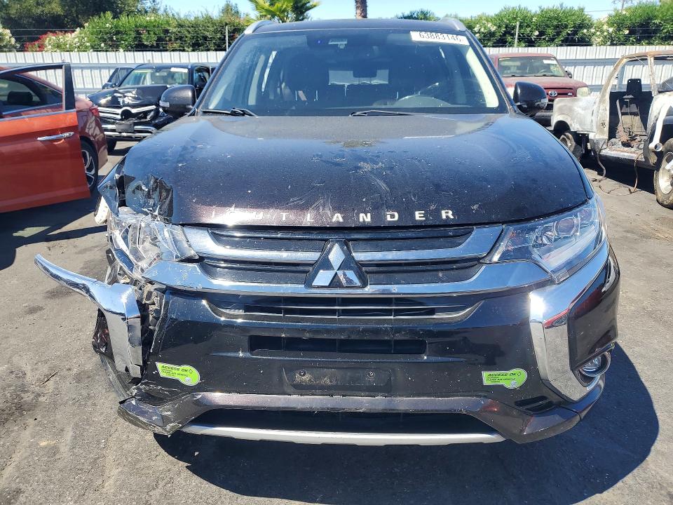 63883146 :رقم المزاد ، JA4J24A55JZ028514 vin ، 2018 Mitsubishi Outlander مزاد بيع